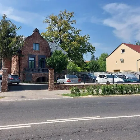Viztuekoer アパート Balatonalmádi